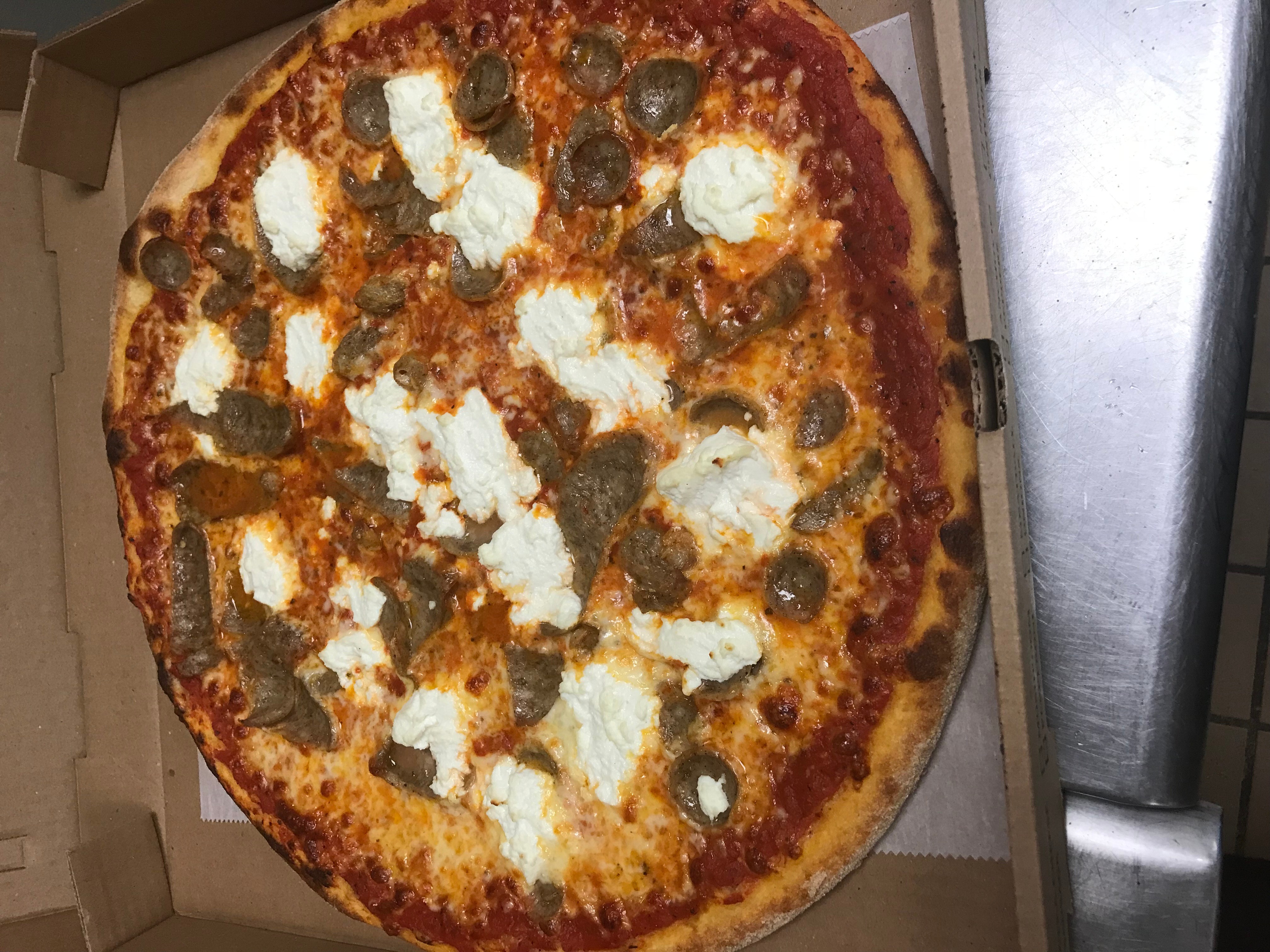 Order Salsiccia Pizza food online from Wellesley North End Pizza store, Wellesley Hills on bringmethat.com