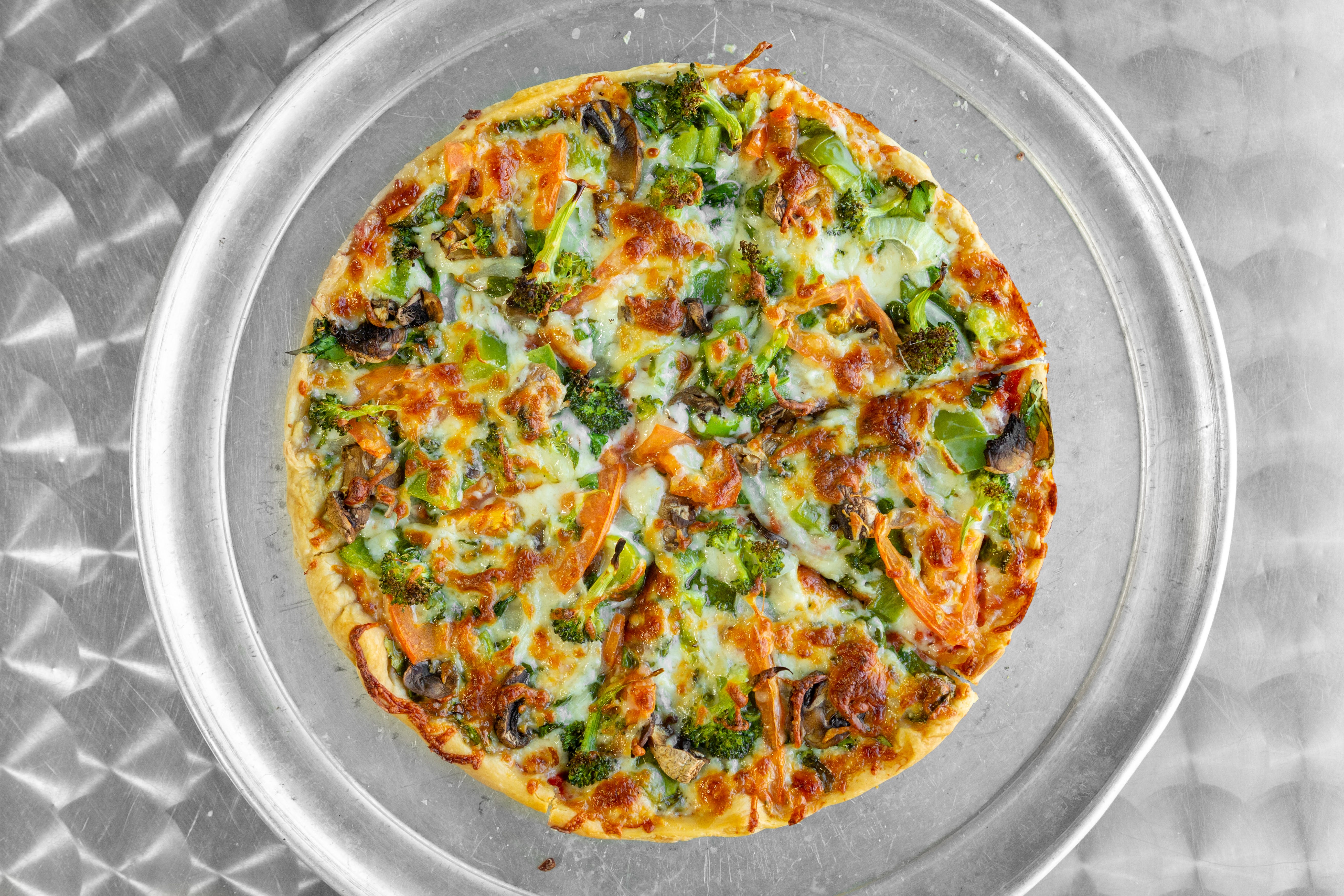 Order Grill Vegetable Pizza - Small 10'' (6 Slices) food online from Arboretum store, Roslindale on bringmethat.com