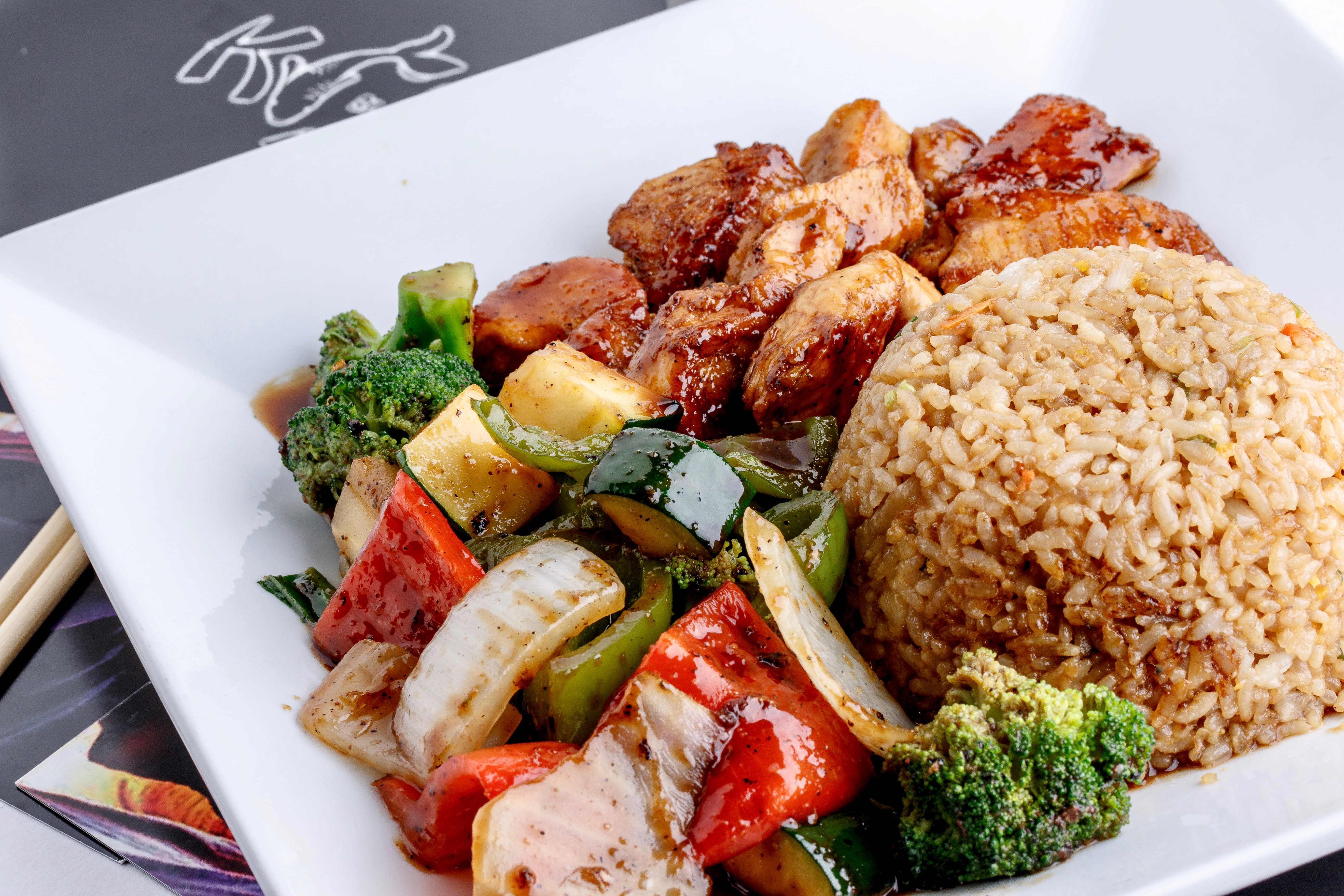 Order Lunch Chicken food online from Koi Japanese Sushi Bar & Lounge store, Beaumont on bringmethat.com