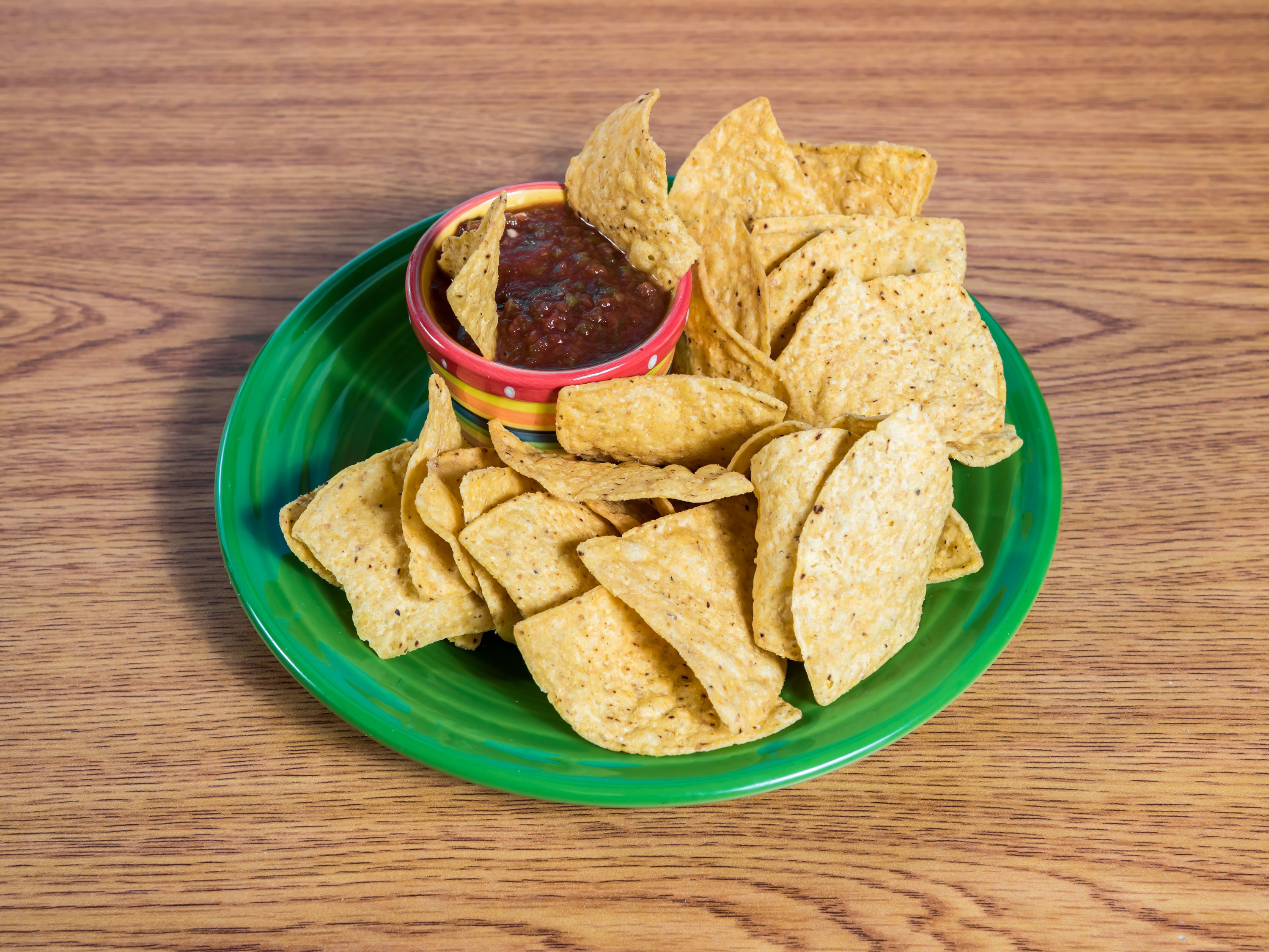 Order Salsa and Chips food online from Burrito Express store, Albuquerque on bringmethat.com
