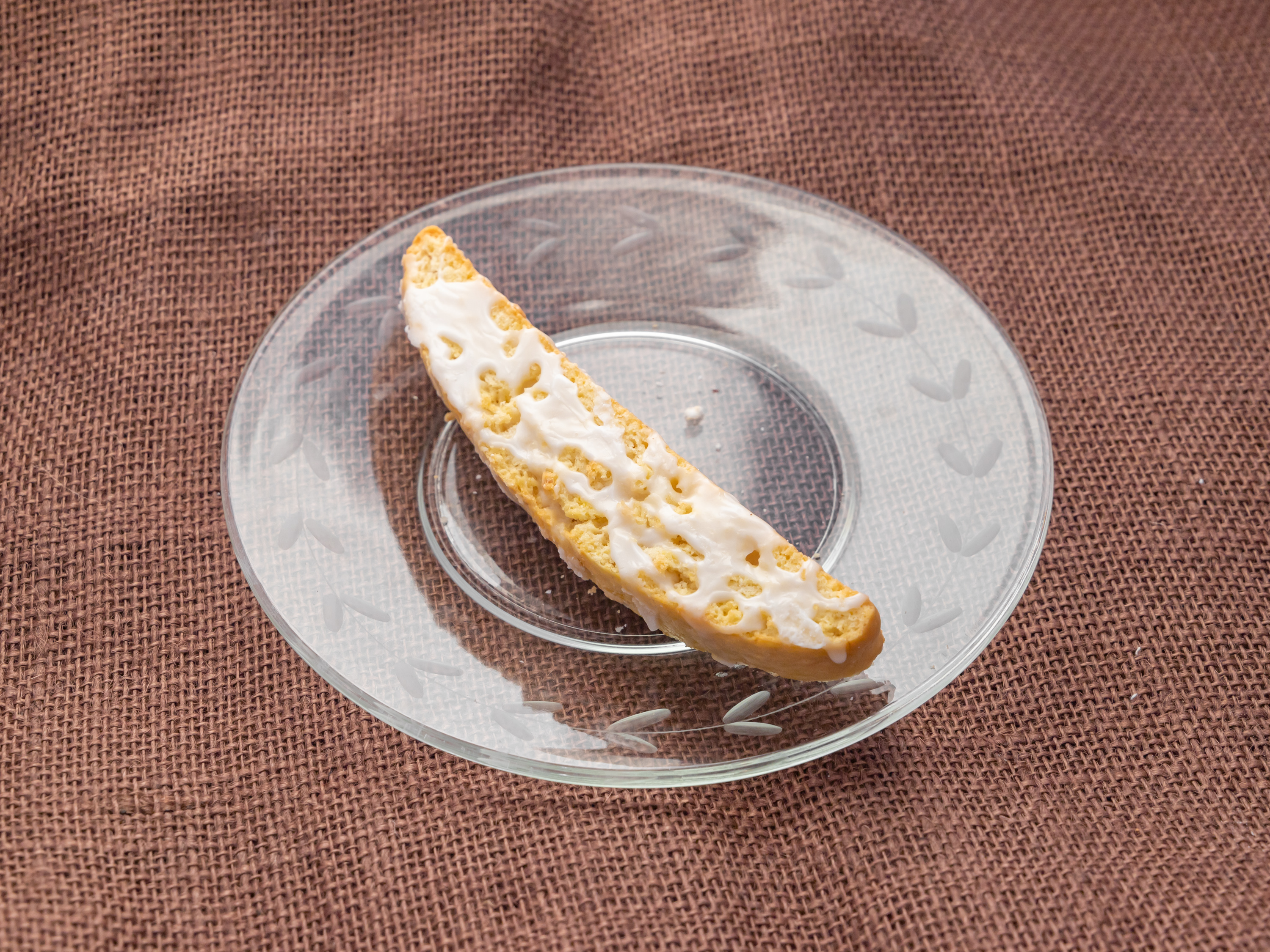 Order Lemon Biscotti food online from Cucina Mia Cafe And Deli store, Quincy on bringmethat.com