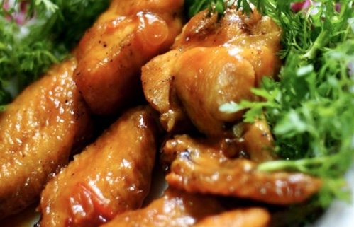 Order Fried Chicken Wings with Tamarind sauce (Cánh gà chiên me) food online from Hello Saigon store, New York on bringmethat.com