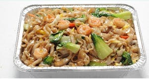 Order Stir-Fried Chow Fun Noodles food online from BMC Pho store, El Monte on bringmethat.com