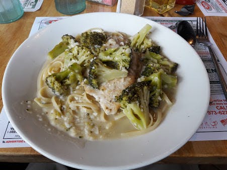 Order Chicken & Broccoli - Dinner food online from Italy's Restaurant & Pizzeria store, Phillipsburg on bringmethat.com