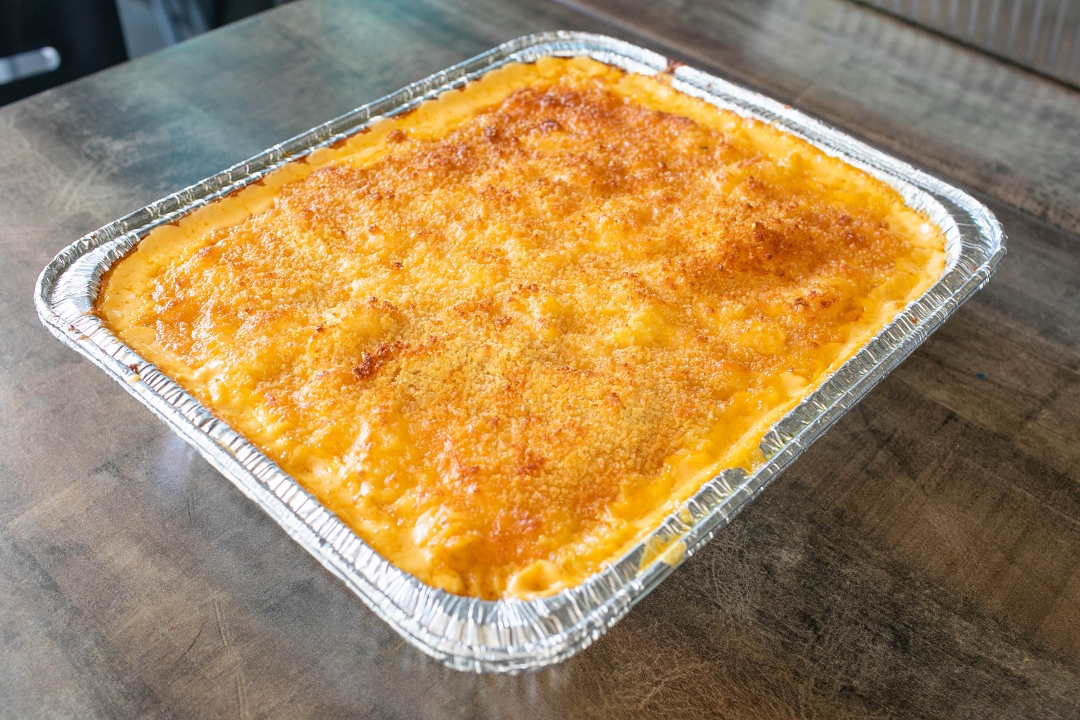 Order Mac N’ Cheese (for 10 ppl) food online from Refuge store, San Mateo on bringmethat.com