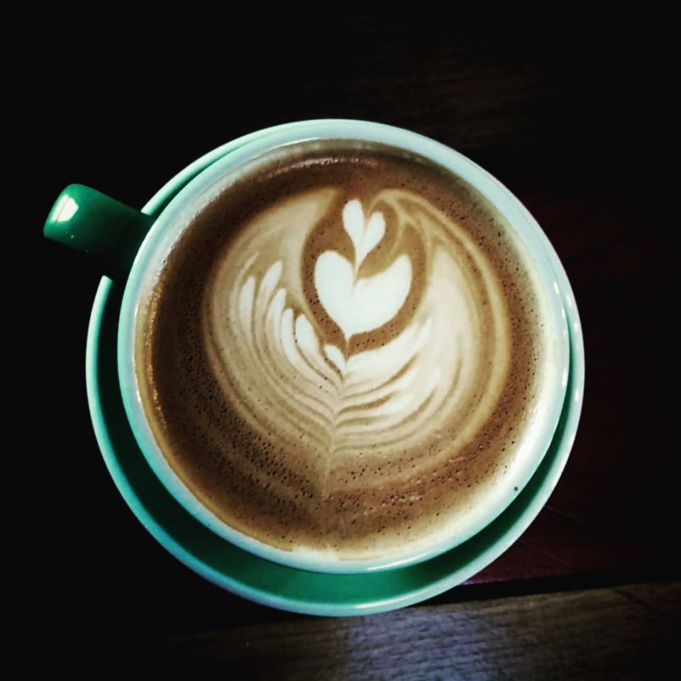 Order Caffe Latte food online from Cutbow Coffee Roastology store, Albuquerque on bringmethat.com