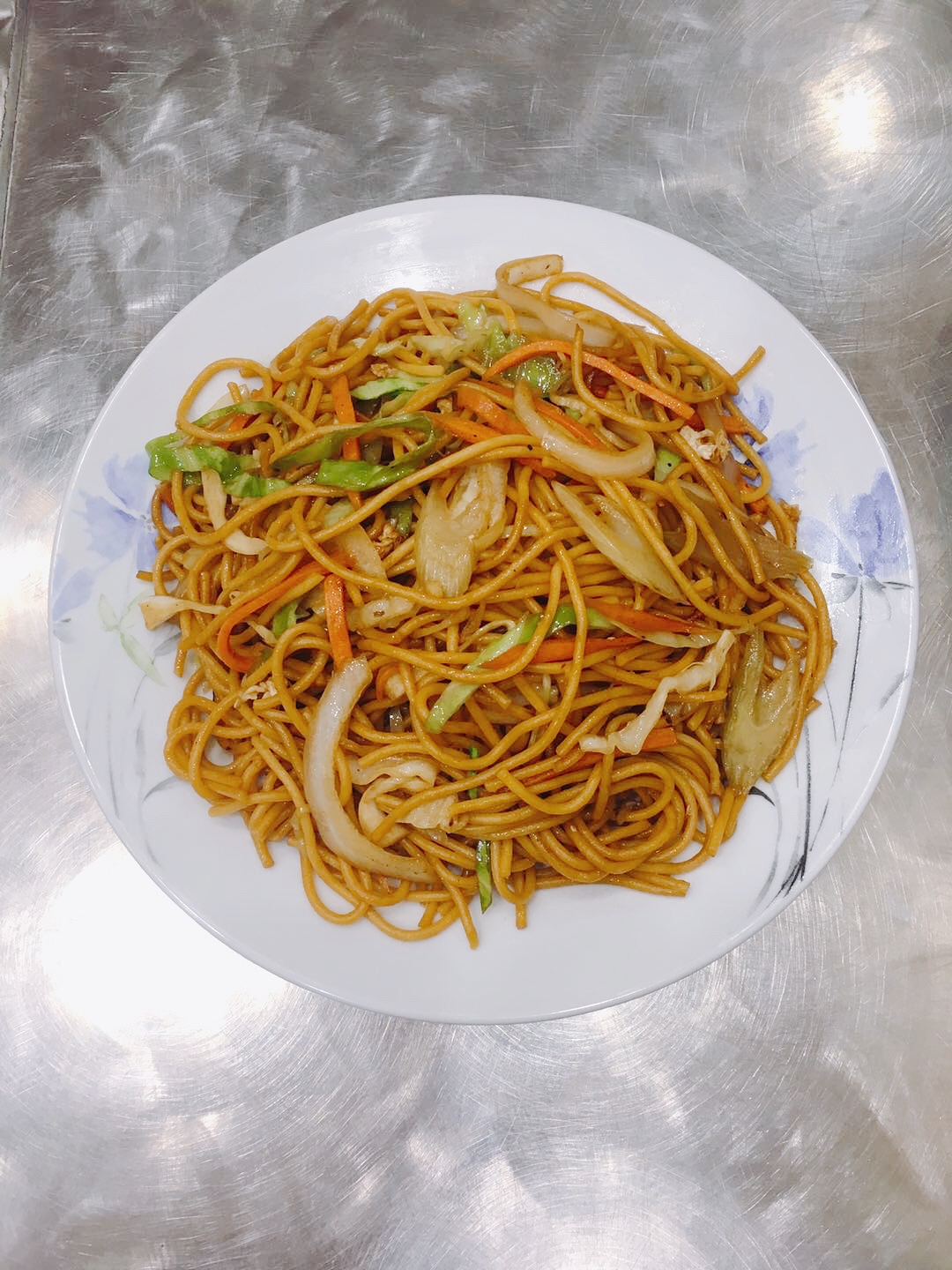 Order Lo Mein Noodles Combo food online from Little Easy store, Muskegon on bringmethat.com