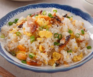 Order Salted Fish & Chicken Fried Rice 咸鱼鸡粒炒饭 food online from Fine China store, Lansing on bringmethat.com
