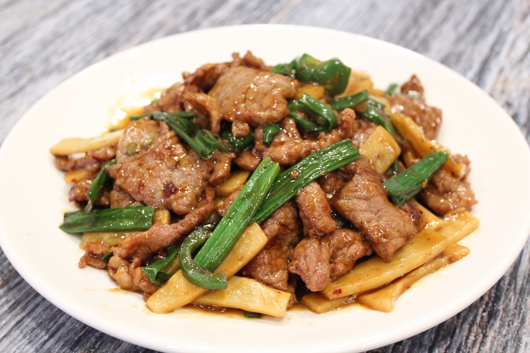 Order 蒙古牛肉飯 Mongolian Beef food online from Phoenix Wings store, City of Industry on bringmethat.com
