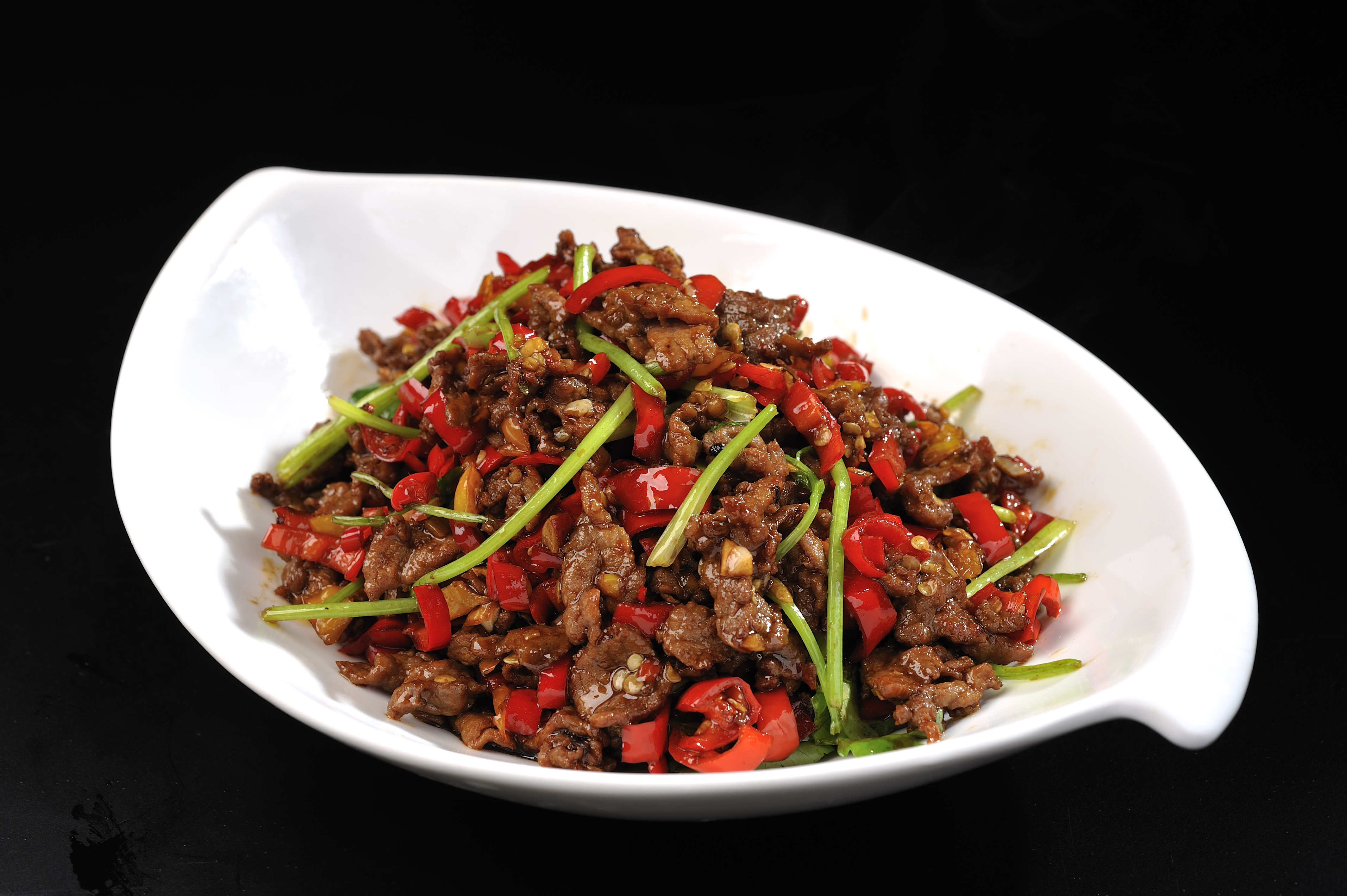Order E9小炒黄牛肉Stir-Fried Beef with Pepper food online from Easterly-Millbrae store, Millbrae on bringmethat.com