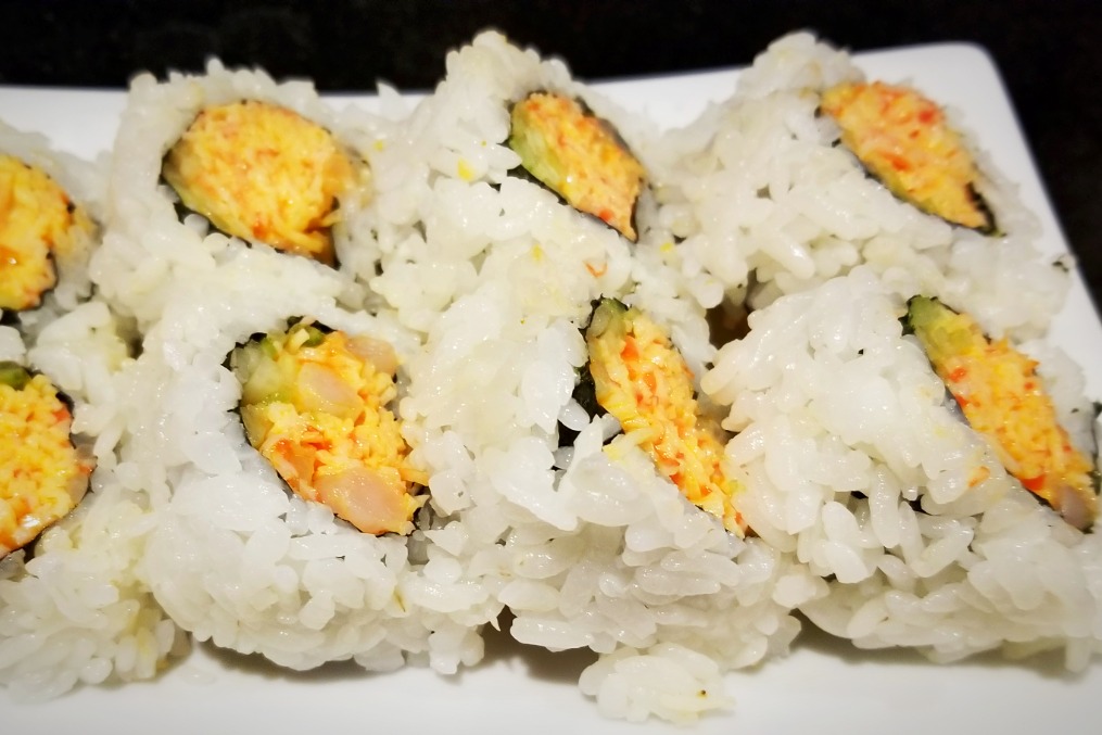 Order Spicy Shrimp and Crab Cut Roll food online from Shogun Sushi store, Santa Clarita on bringmethat.com