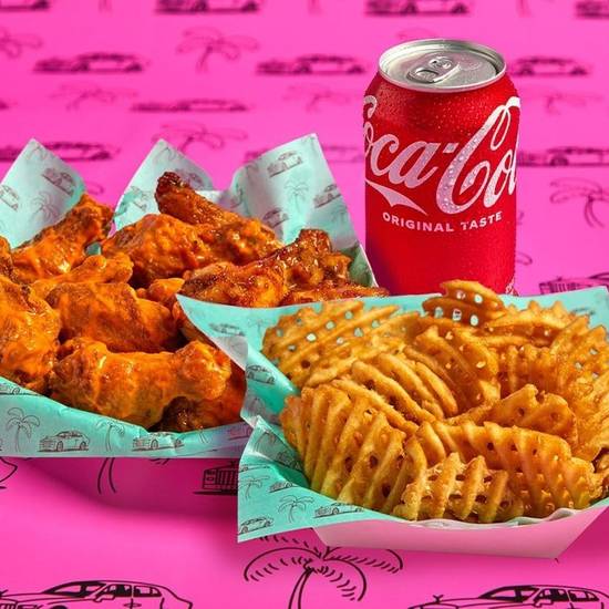 Order Major Hunger Pack: 15 Piece food online from Another Wing By Dj Khaled store, Detroit on bringmethat.com