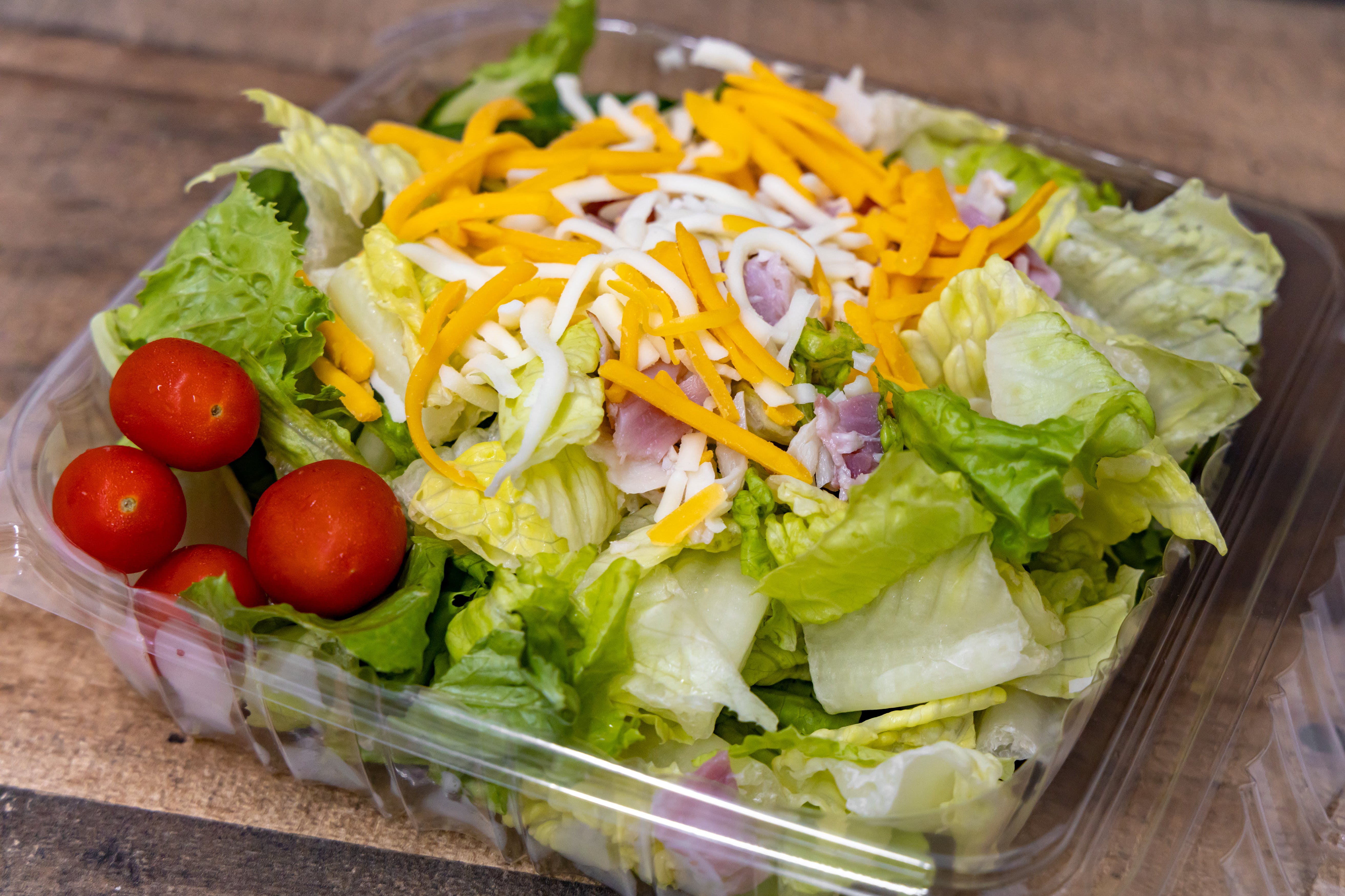 Order Chef's Salad - Salad food online from Fabiano's Grocery & Deli store, Grand Ledge on bringmethat.com