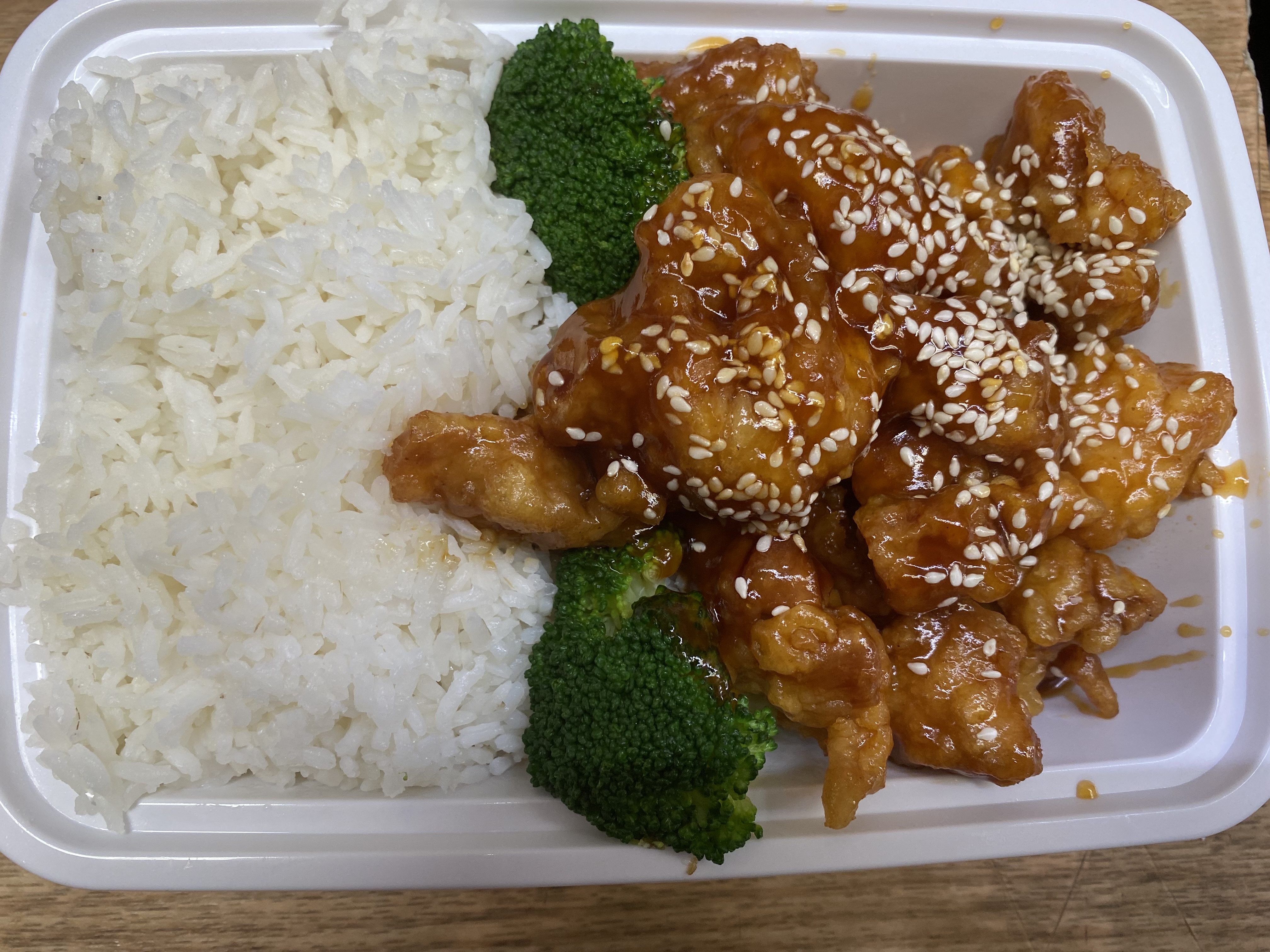 Order C5. Sesame Chicken food online from Tong Kwong Kitchen store, Hempstead on bringmethat.com
