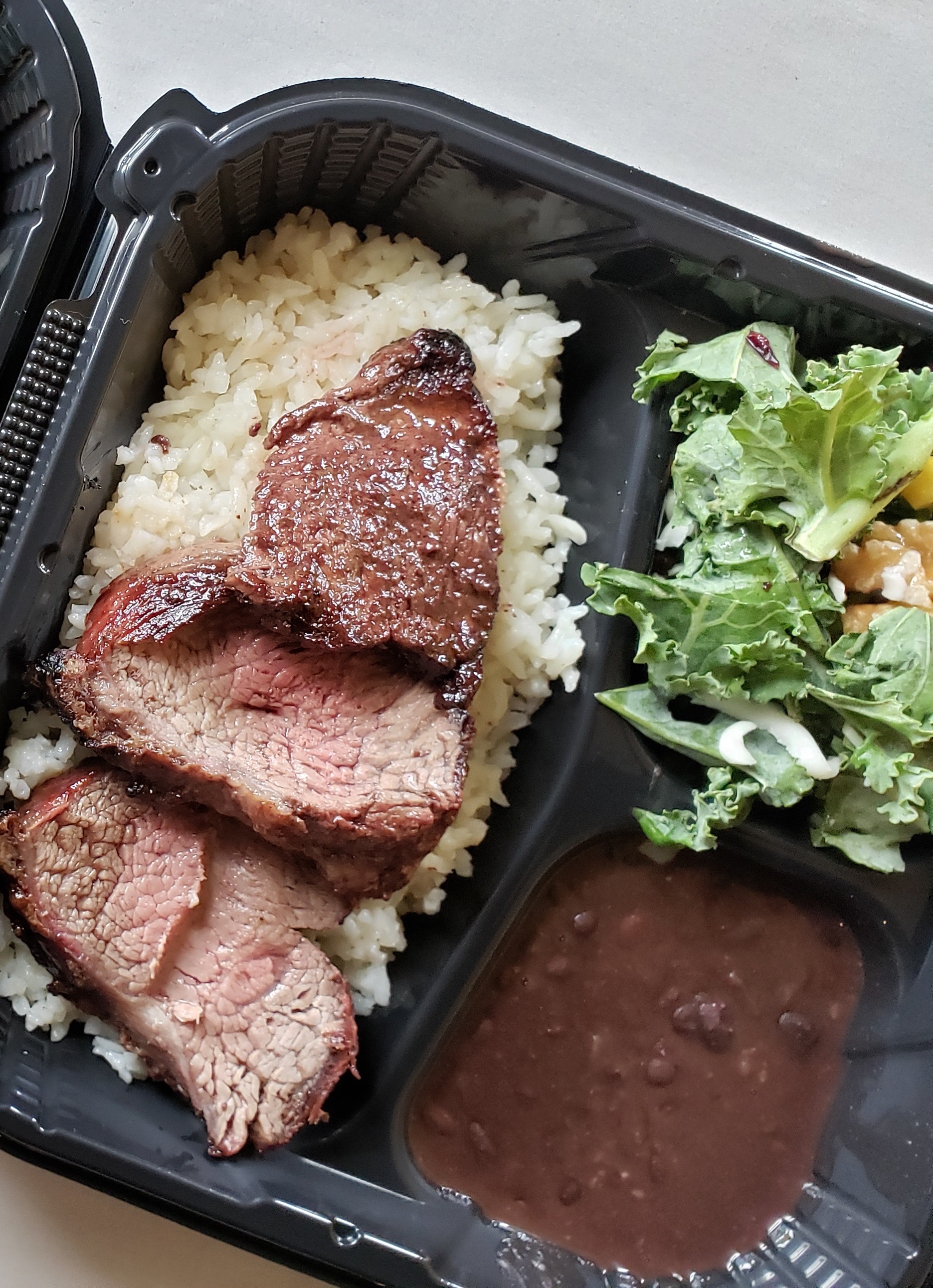 Order Fire Roasted Tri Tip Plate food online from By Brazil store, Torrance on bringmethat.com