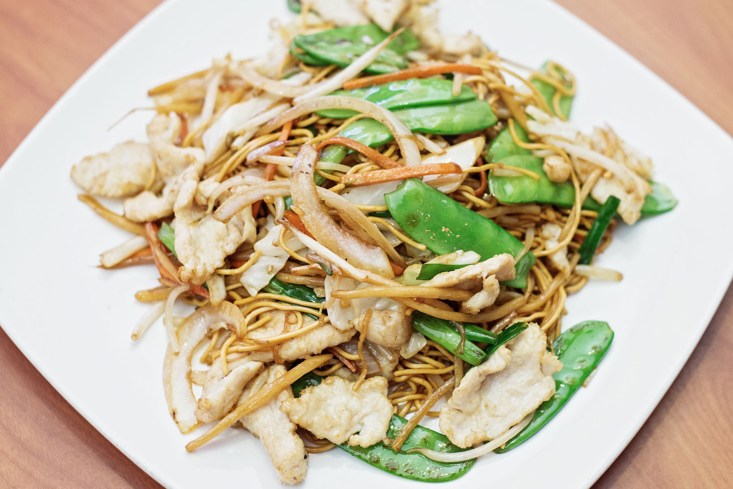 Order Chicken Lo Mein food online from Red Ginger China Bistro store, Saint Paul on bringmethat.com