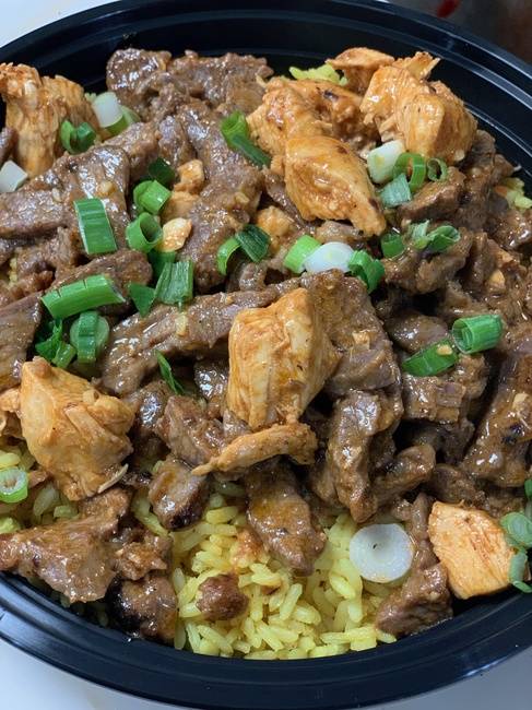 Order *Steak & Chicken Bowl food online from Bailey Seafood store, Buffalo on bringmethat.com