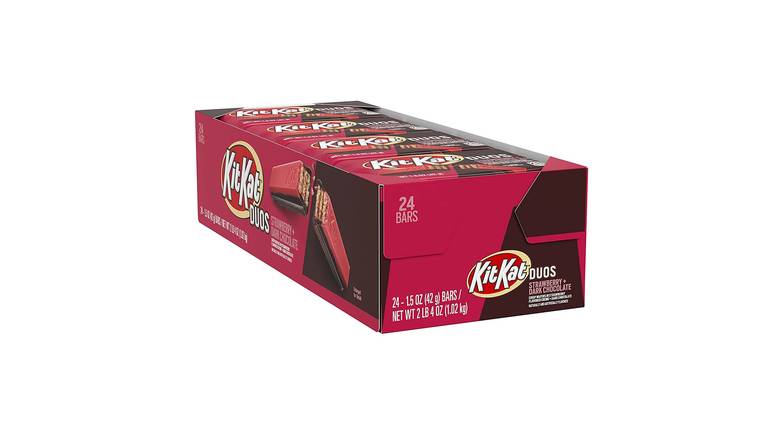 Order Kit Kat Duos Dark Chocolate And Strawberry Flavored Creme Wafer Candy - Pack Of 24 food online from Red Roof Market store, Lafollette on bringmethat.com