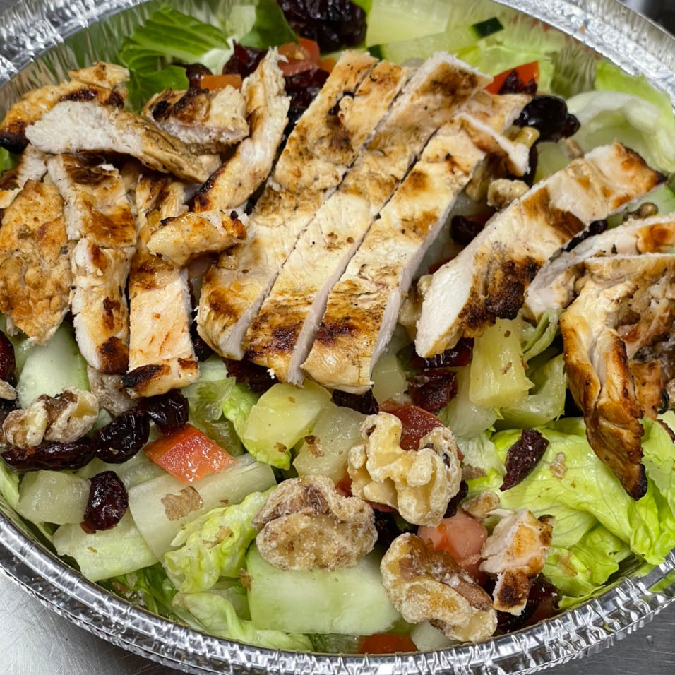 Order Grilled Chicken Cranberry Salad - Salad food online from Davila's Pizza & Restaurant store, Hackettstown on bringmethat.com