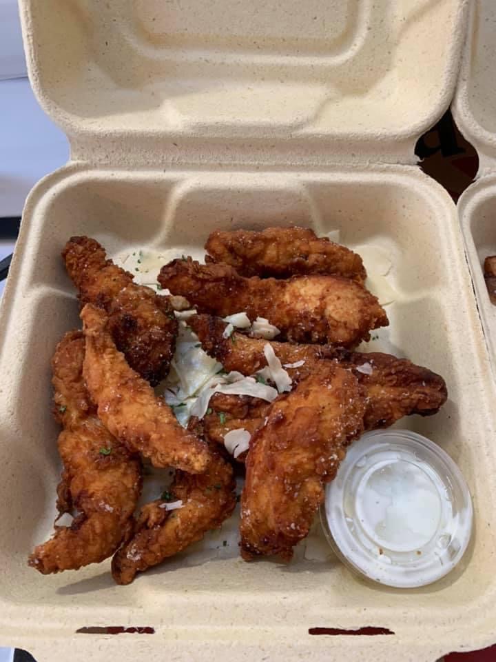 Order Chicken Fingers food online from Barnyard Wood Crafted Pizza store, South Burlington on bringmethat.com