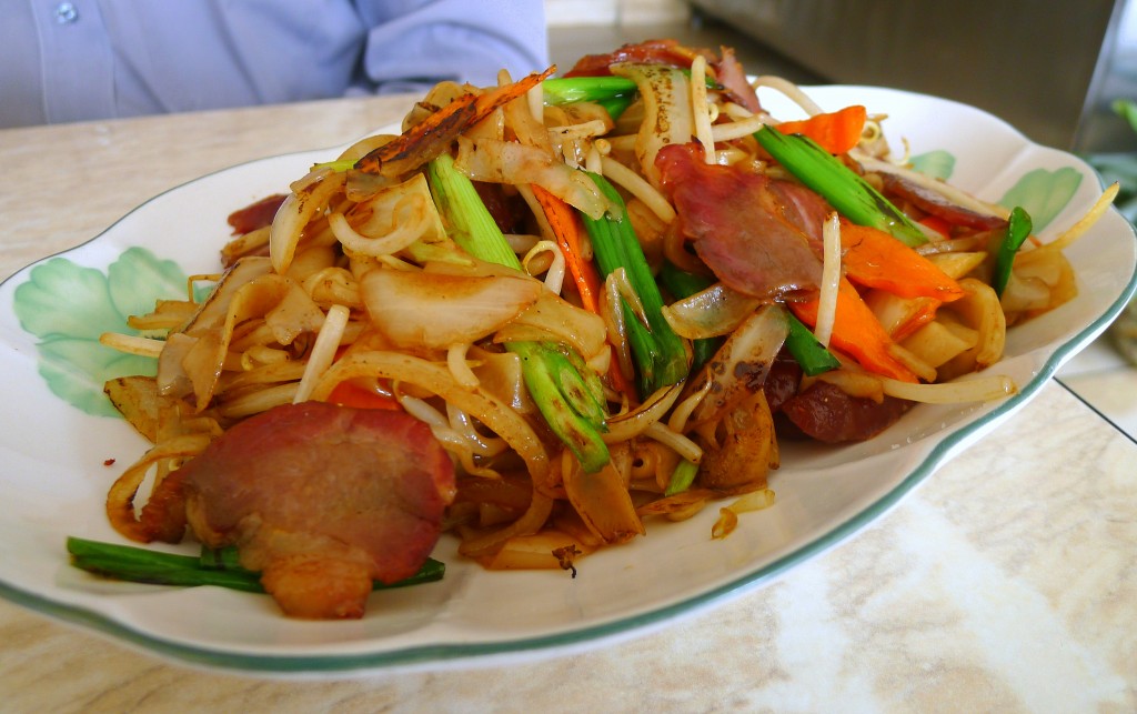 Order 55. Pork Chow Fun food online from Taste of Asian store, Lodi on bringmethat.com