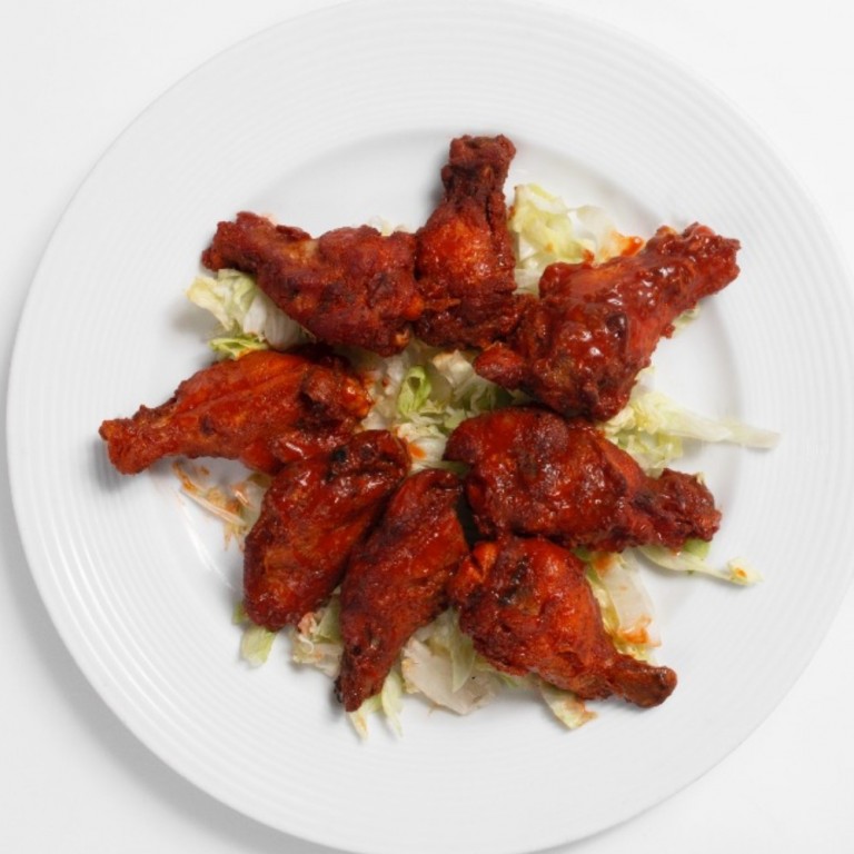 Order Hot Wings food online from Horseless Carriage store, North Hills on bringmethat.com