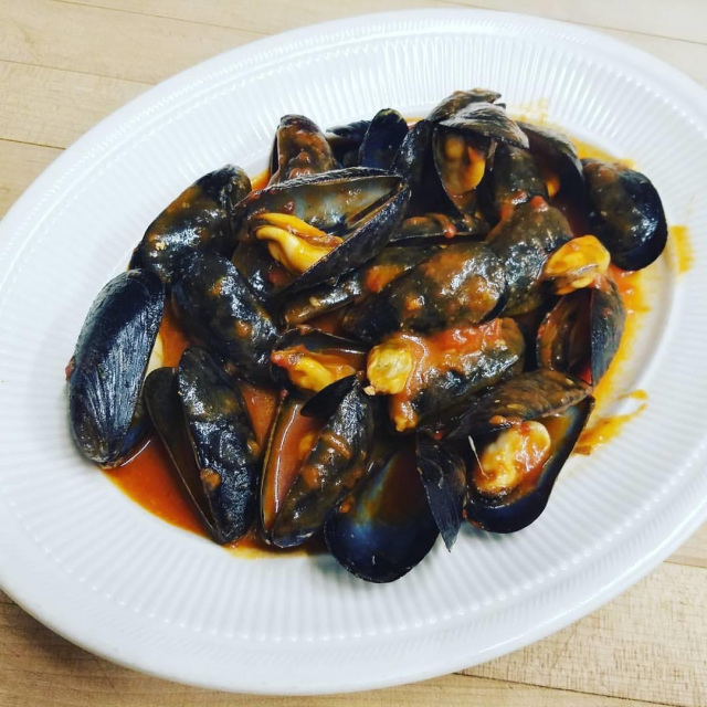 Order Zuppa di Mussels food online from A Touch of Italy store, Egg Harbor Township on bringmethat.com