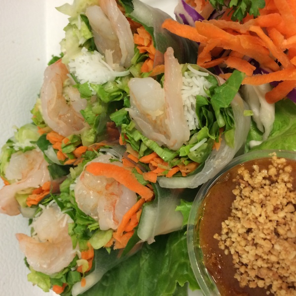 Order Fresh Summer Rolls food online from Thai Tea Asian Fusion Cafe  store, Irving on bringmethat.com