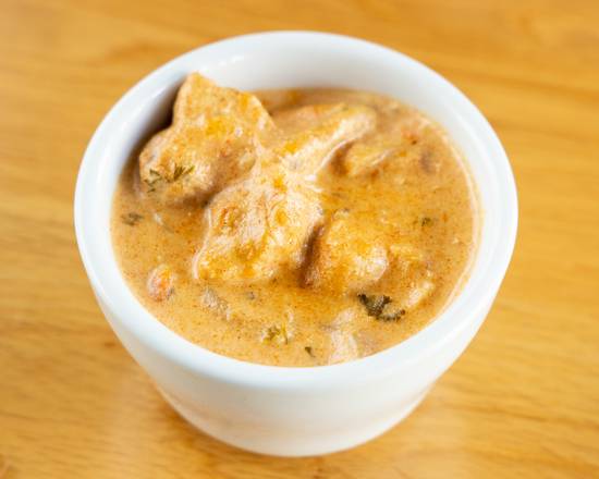 Order Chicken Stroganoff (8 oz.) food online from Pampas Grill store, Los Angeles on bringmethat.com