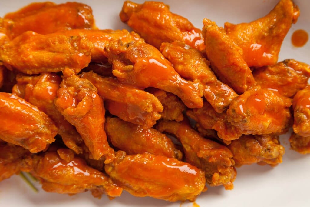 Order 10 Wings food online from Roma Pizza store, Brooklyn on bringmethat.com