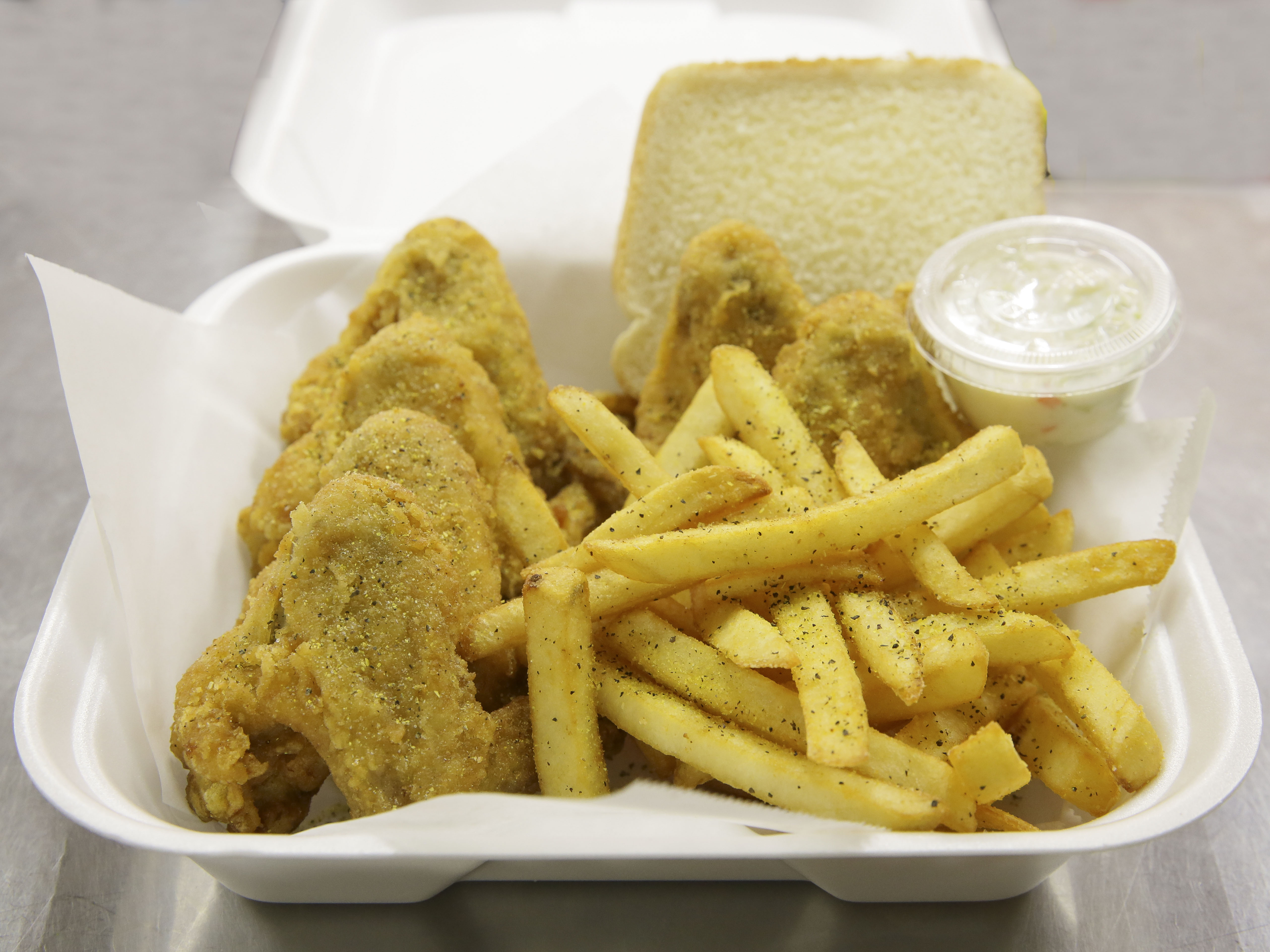 Order Chicken Whole Wings food online from Daddy Sub store, Milwaukee on bringmethat.com
