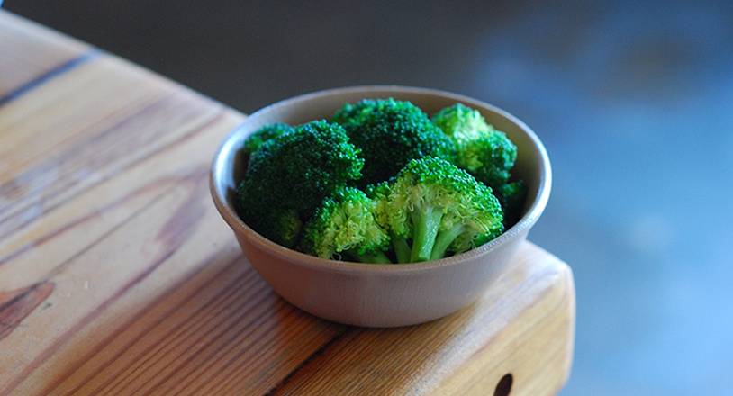 Order steamed broccoli food online from Bartaco store, King of Prussia on bringmethat.com