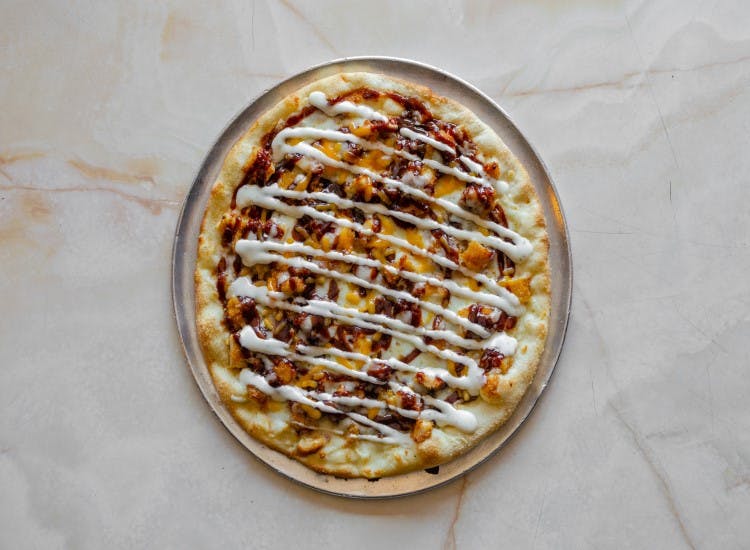 Order BBQ Chicken Ranch Pizza - Pizzette 10" food online from Gian Marco Trattoria store, Millburn on bringmethat.com