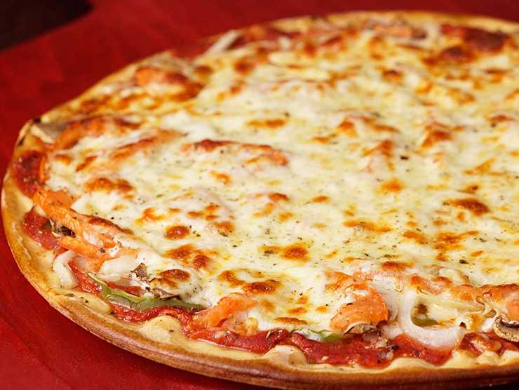 Order Vegetarian Deluxe Thin Crust and  Double Dough food online from Rosati Pizzeria store, Pekin on bringmethat.com