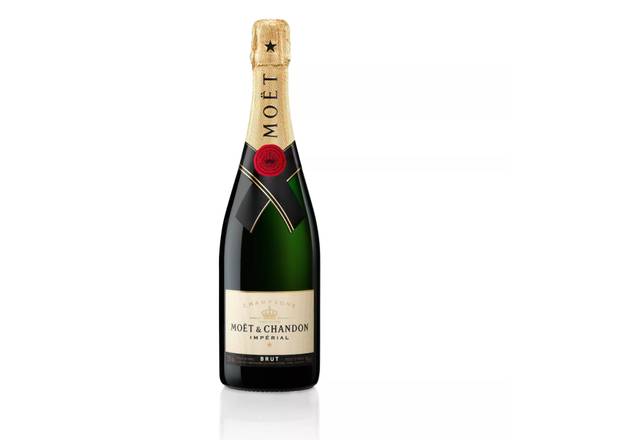 Order Moet & Chandon Imperial Brut, 750mL champagne (12.0% ABV) food online from Windy City Liquor Market store, El Cajon on bringmethat.com