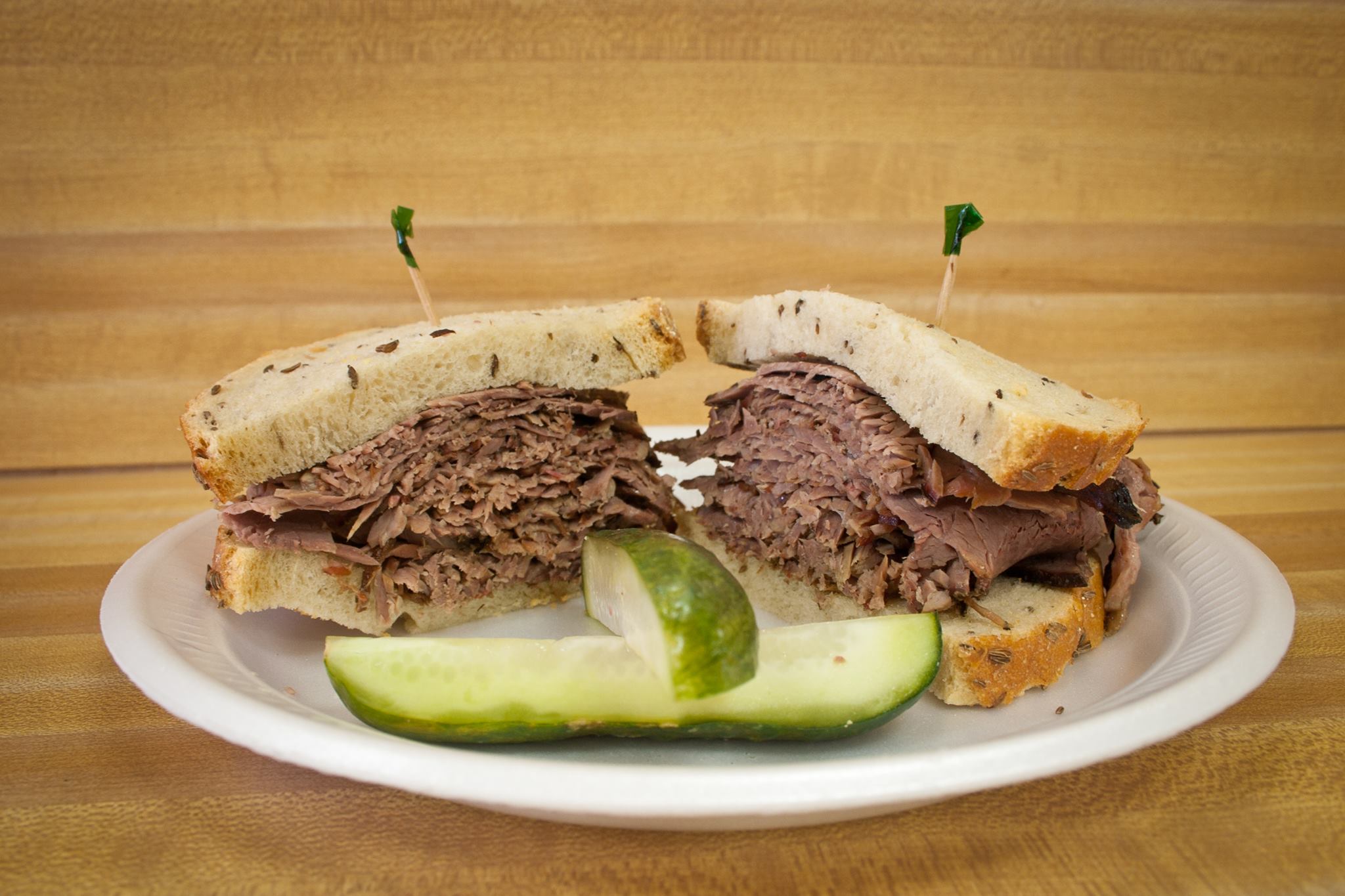 Order Hot Beef Brisket Sandwich food online from Famous Labels Deli store, Los Angeles on bringmethat.com