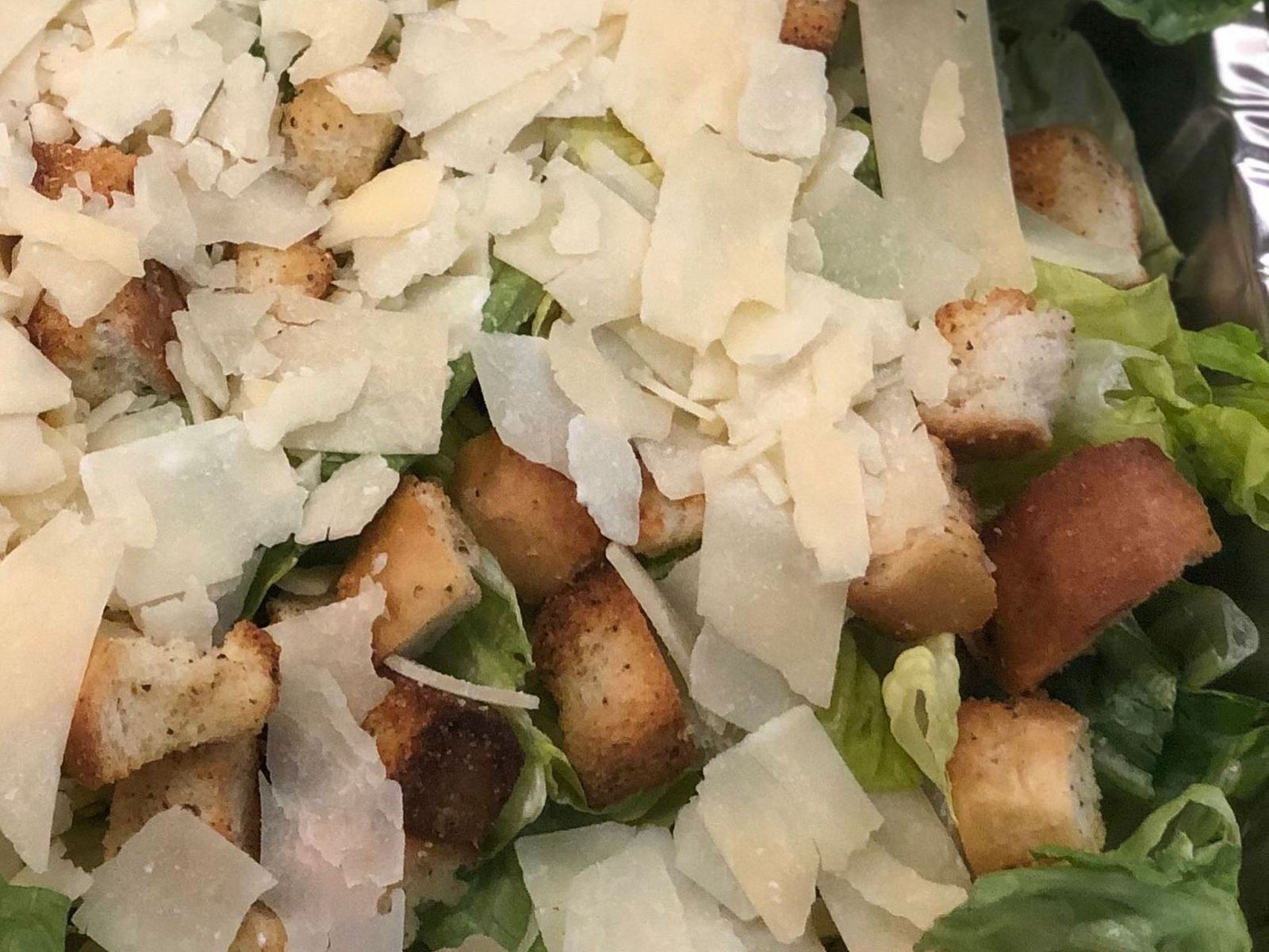 Order CAESAR SALAD food online from Lisa's Family Pizzeria store, Wakefield on bringmethat.com