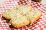 Order Cheesy Garlic Bread food online from Mio Pizza store, Cincinnati on bringmethat.com