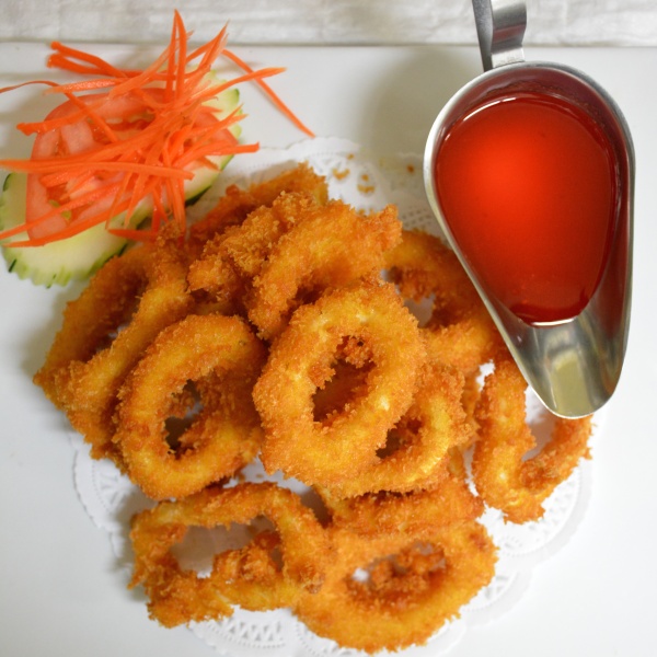 Order 17. Crispy Calamari food online from Thai Spirit store, Los Angeles on bringmethat.com