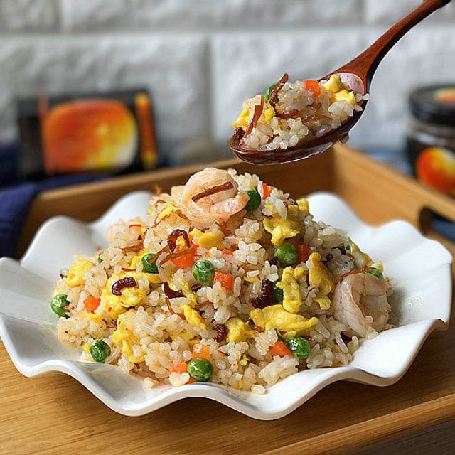 Order House Signature XO Fried Rice  food online from Wing World store, Dacula on bringmethat.com