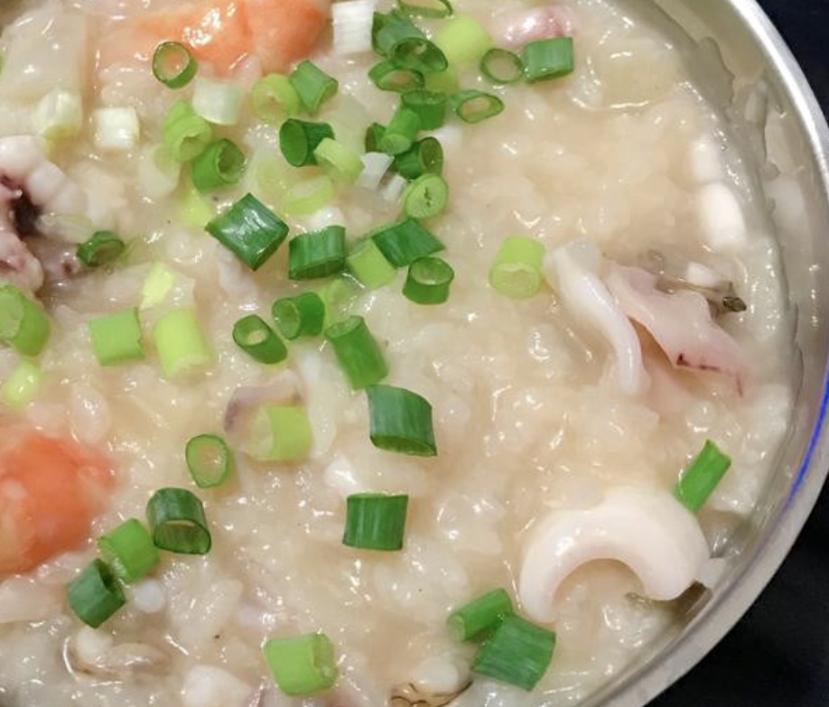 Order Seafood Rice Soup food online from You & Mee Noodle House store, Boulder on bringmethat.com