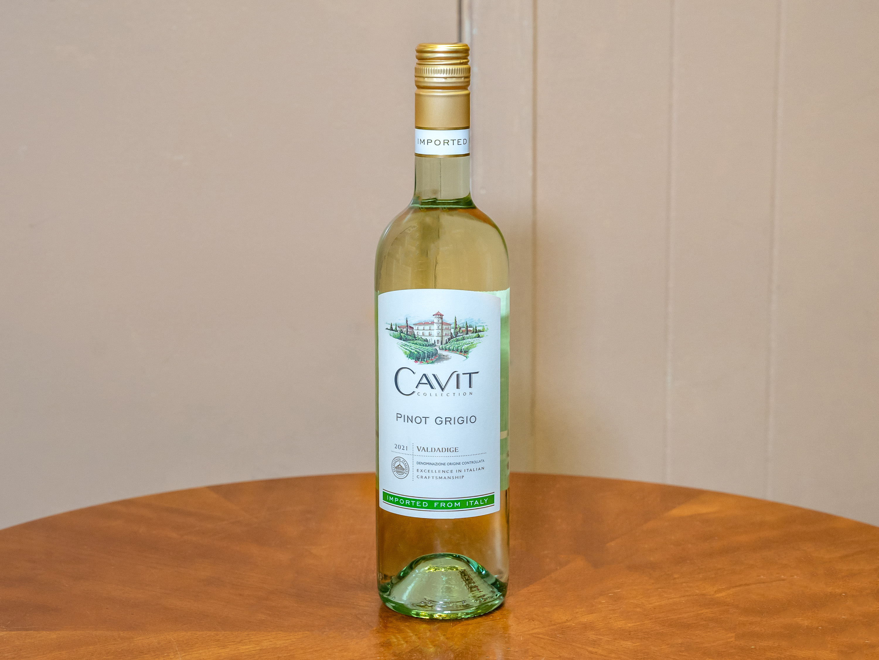 Order Cavit Pinot Grigio, 750 ml. White Wine food online from Jose's Wines & Liquors store, Valley Cottage on bringmethat.com