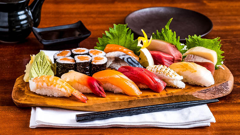 Order Sashimi and Sushi Royale food online from Shinsen store, New York on bringmethat.com