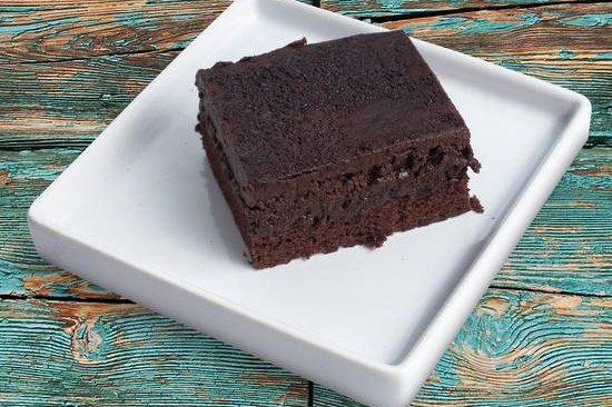 Order Edgy Fudgy Brownie Bars food online from Gogo Chicken Wings store, San Diego on bringmethat.com