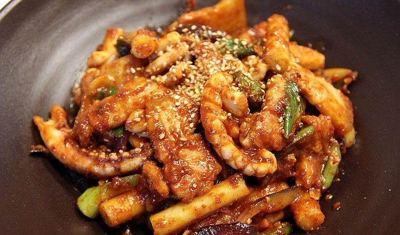 Order 오삼볶음 Spicy Squid & Pork Stir-Fried with Udon food online from Duri Pocha store, Ridgefield on bringmethat.com