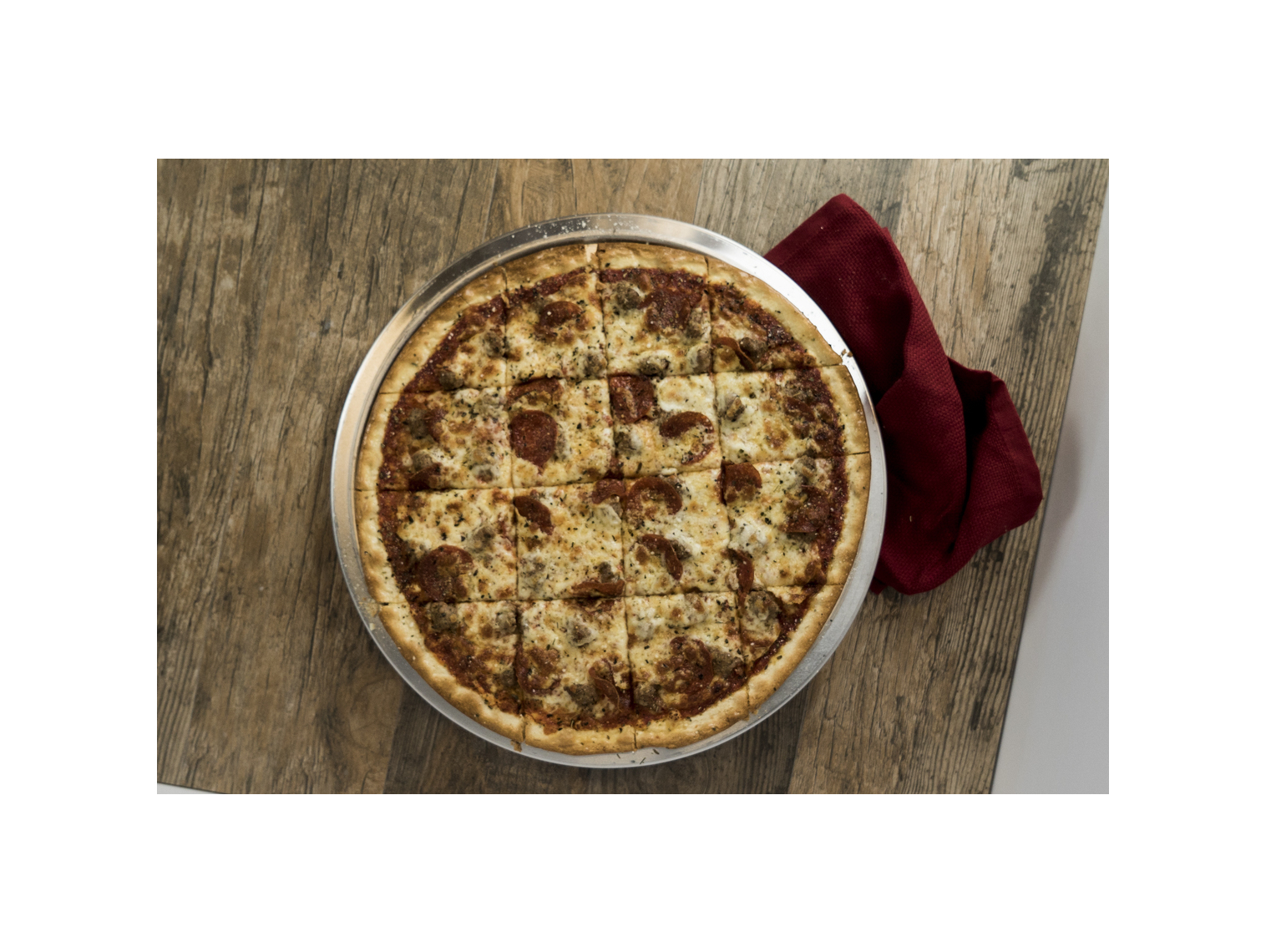 Order Pepperoni Supreme Pizza food online from Rosatis Pizza store, Phoenix on bringmethat.com