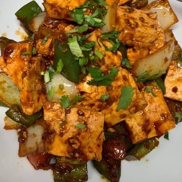 Order Chili Garlic Paneer food online from Zaroka store, New Haven on bringmethat.com