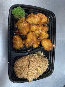 Order L13. Orange Chicken food online from China Garden store, Overland Park on bringmethat.com