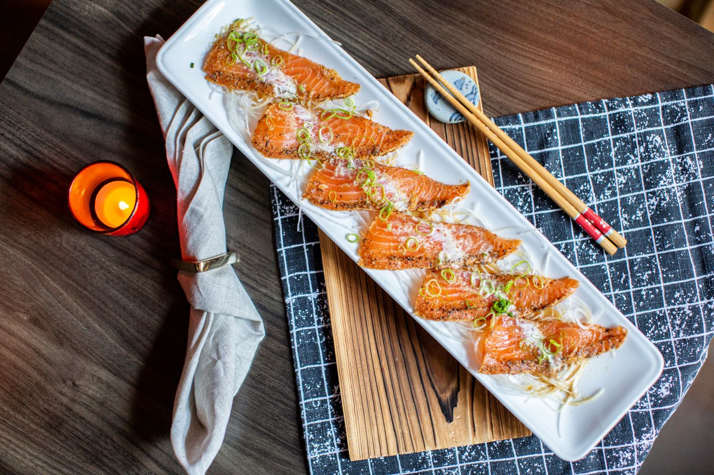 Order Pepper Salmon Sashimi food online from Niu Japanese Fusion Lounge store, Chicago on bringmethat.com