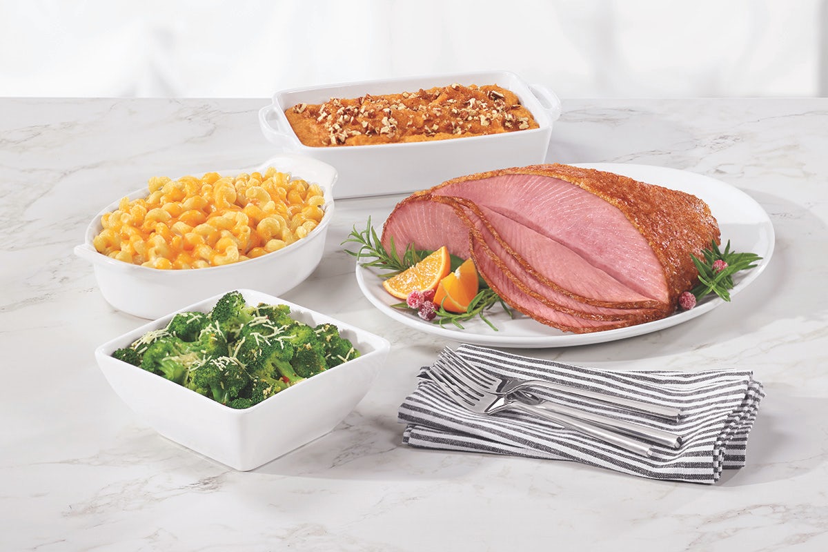 Order Quarter Ham Meal food online from The HoneyBaked Ham Company store, Baton Rouge on bringmethat.com